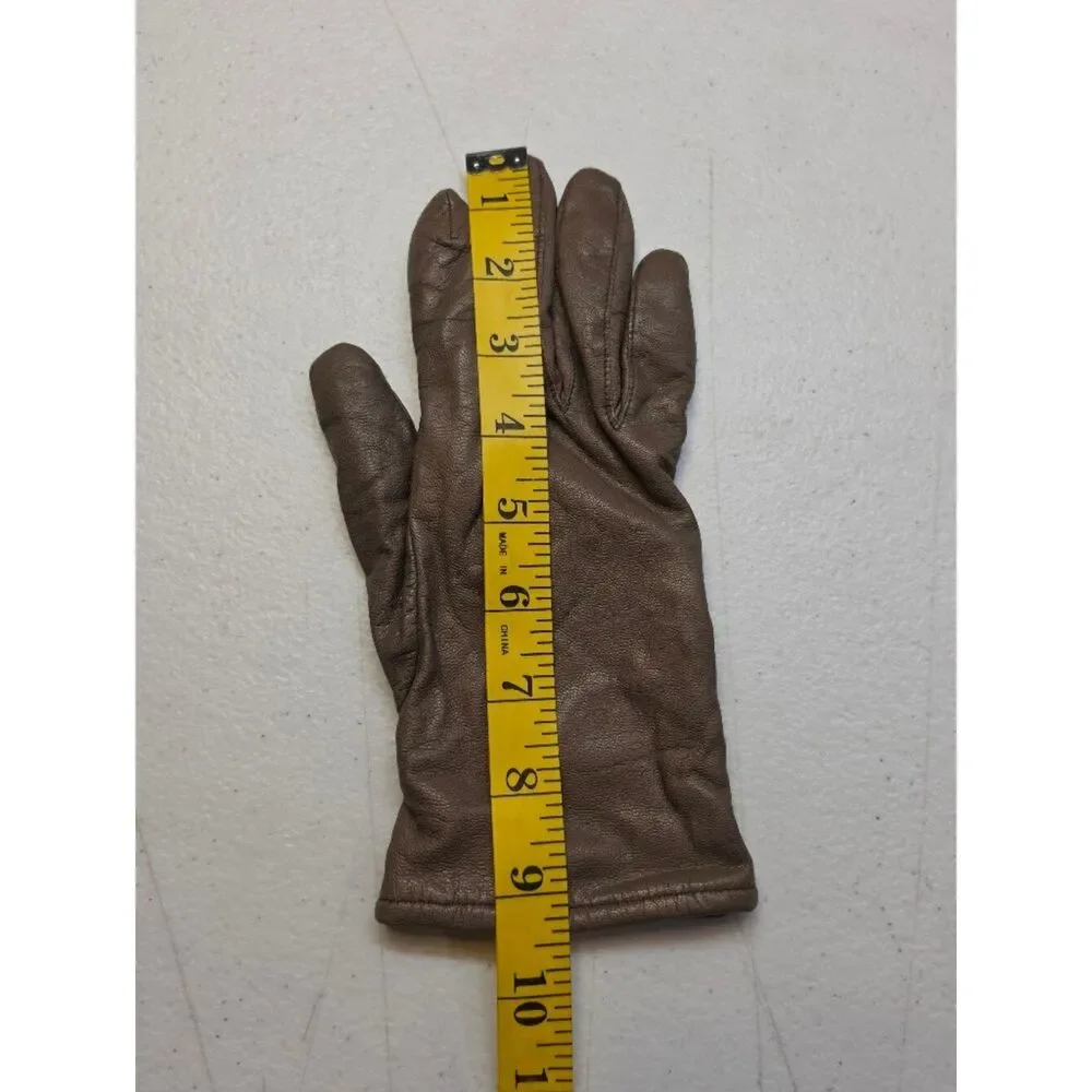 Fownes Classic Women's Leather Driving Gloves in Taupe
